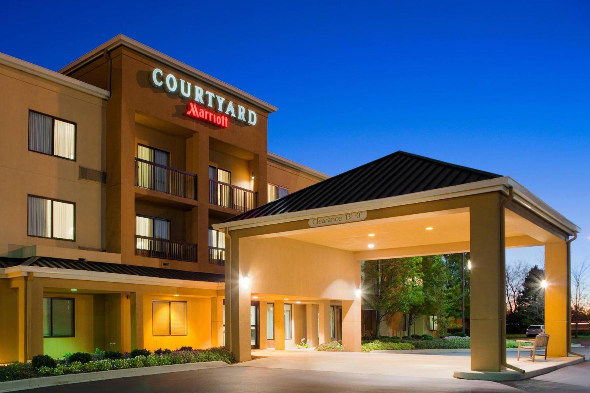 Hotel Courtyard Toledo Rossford/Perrysburg Extérieur photo